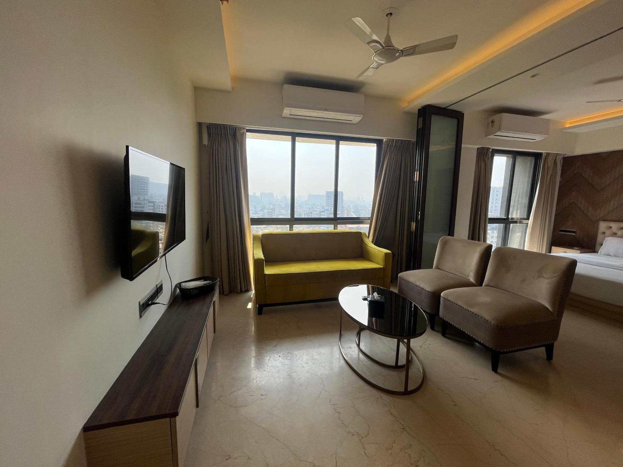 Ov Premium Studios Bkc - Kurla Mumbai Bagian luar foto